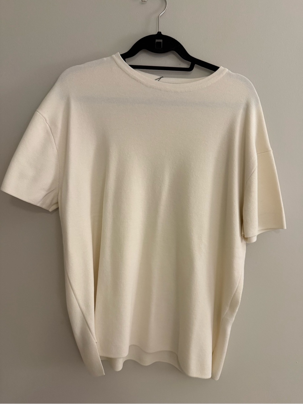 Zara Cream Short-Sleeve Crewneck Tee